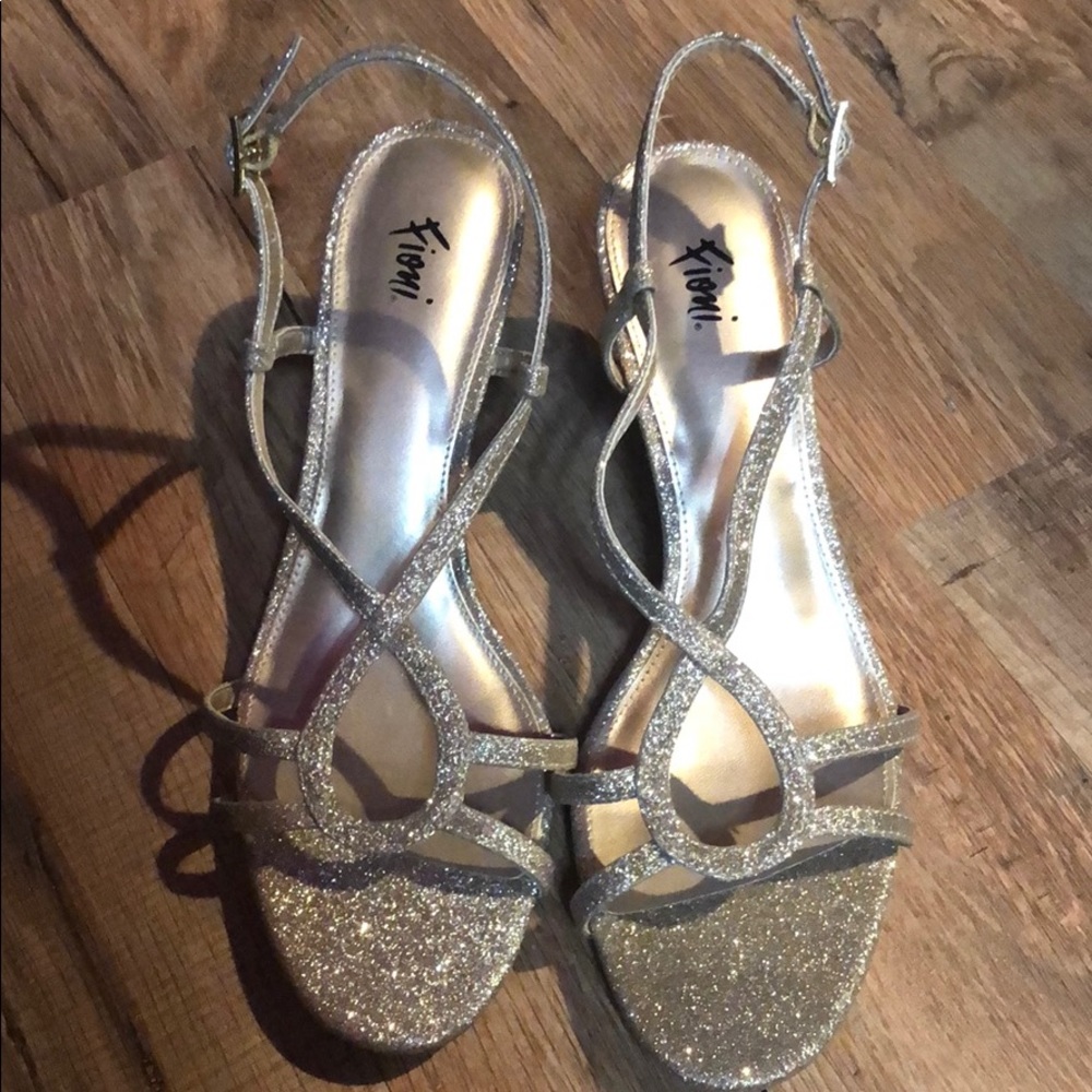 Good Glittery heals